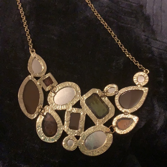 Iridescent amber statement necklace - Picture 2 of 5